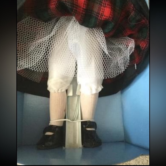 Winter Holiday Dress With Stocking Cap (Bisque Porcelain Doll) Collectible - Picture 12 of 14